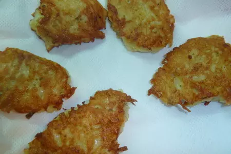 Запеченная рулька с капустой и брамбораками (   vepřové koleno se zelím na českých a bramborakami ): шаг 16