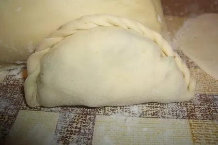 Вареники с печенью и капустой в соусе "для любимых мужчин" (дуэль): шаг 8