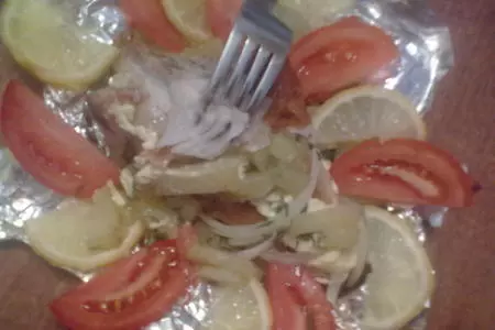 Морской окунь,запеченный в фольге с гарниром!!!))): шаг 16