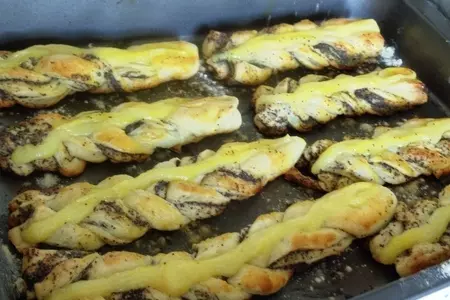 Плетенные булочки с маком и заварным кремом: шаг 8