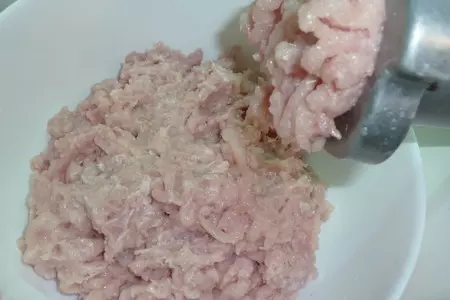 Курица фаршированная как основное блюдо или как праздничная холодная закуска: шаг 13