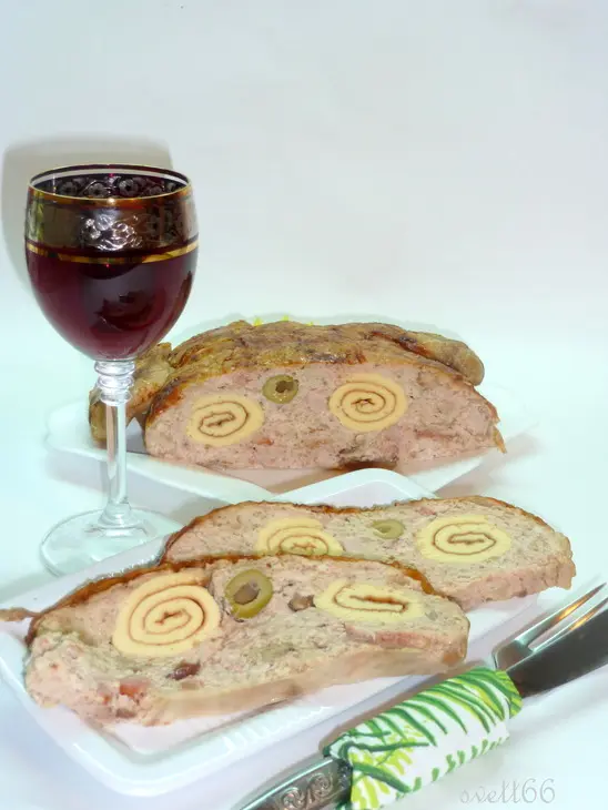 Курица фаршированная как основное блюдо или как праздничная холодная закуска: шаг 19