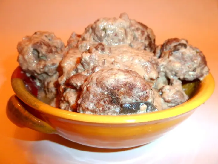 Тефтели мясные с грибами в ореховом соусе ( два в одном ): шаг 9