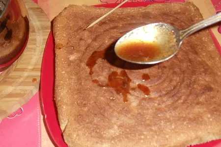 Орехово-лимонный пирог с медовой пропиткой: шаг 6