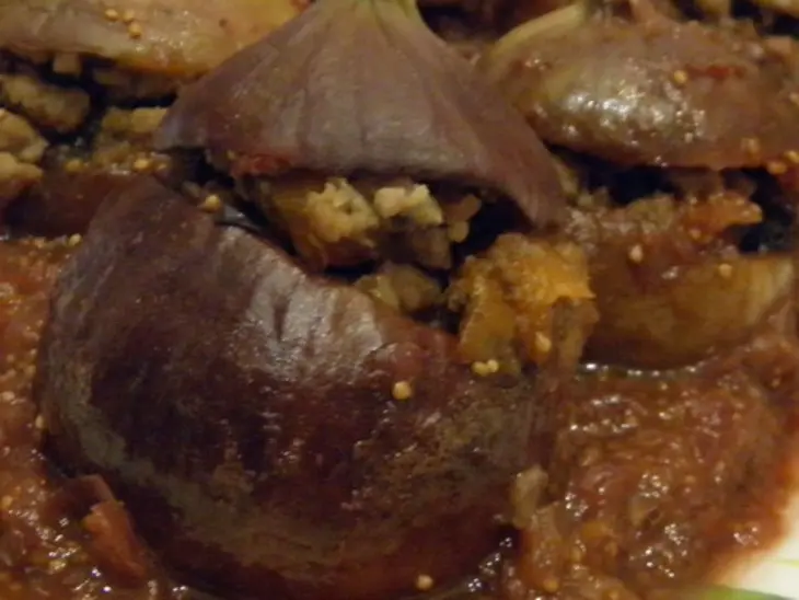 Инжир, фаршированный мясом, сухофруктами и орехами.: шаг 8