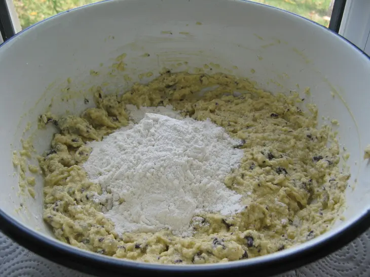 Торт-пирог с шоколадом и кокосом (coconut rough cake).: шаг 5