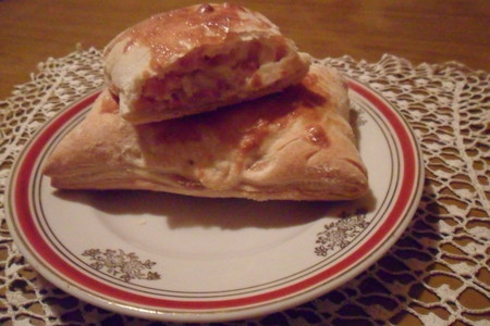 Пирожки из слоёного теста с сыром и ветчиной: шаг 8
