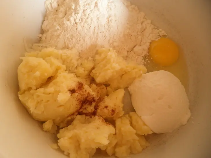 Картофельные ньокки, фаршированные мясом: шаг 2