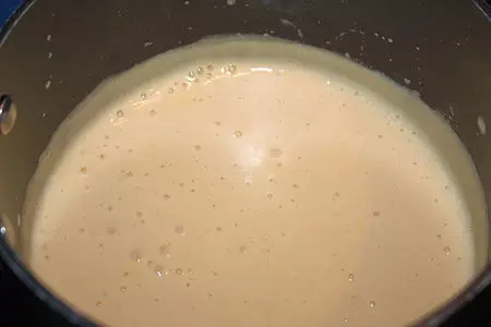Банановый торт с карамельным баварским муссом для самой лучшей: шаг 15