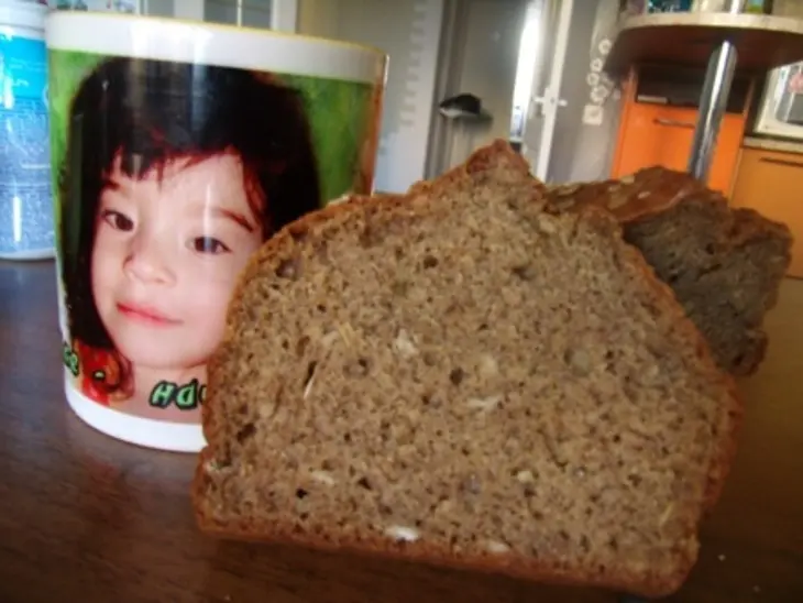 Цельно-зерновой полезный хлеб: шаг 1