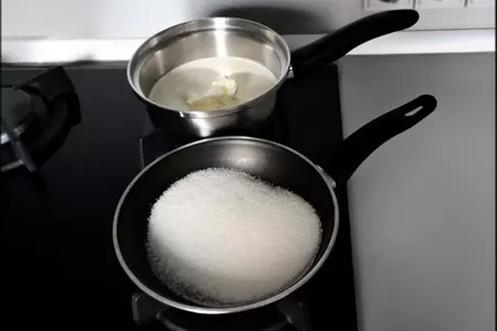 Карамельный торт со сливками.: шаг 4