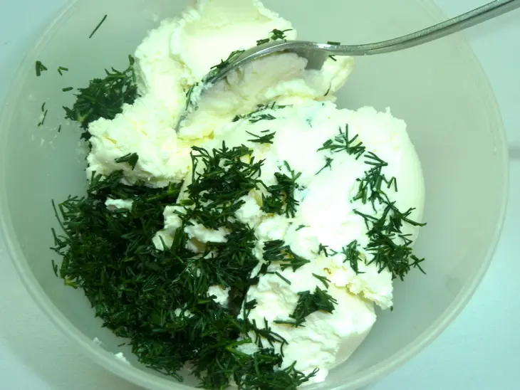 Овощная закуска " этажерка" с баклажанами и творожным сыром: шаг 4