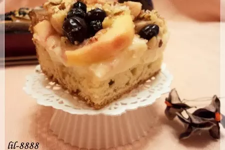 Пирог с яблоками и черной смородиной: шаг 6