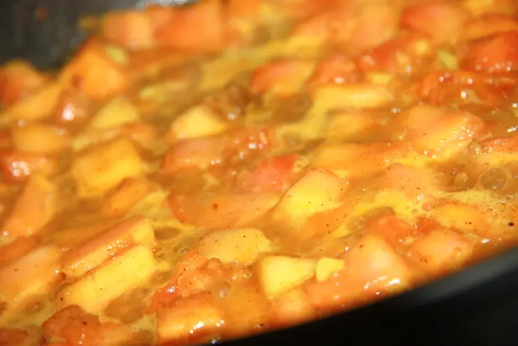 Тушенная пряная рыба с папайей, по мотивам индийской кухни.: шаг 7