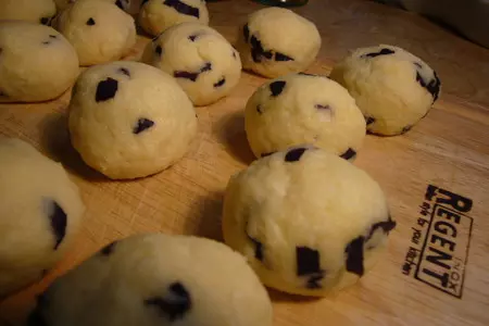 Сырные шарики с печёнными помидорами черри.: шаг 1