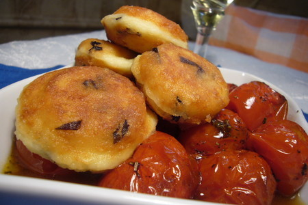 Сырные шарики с печёнными помидорами черри.: шаг 4