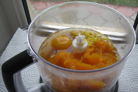 Тыквенный пирог со специями под цитрусовым кремом (orange and spice pumpkin cake): шаг 4
