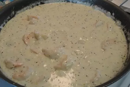 Паста пенне с сыром,креветками и гребешками: шаг 6