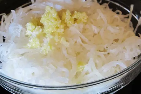 Редис  дайкон  "корейские мотивы": шаг 3