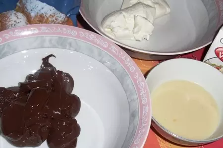 Заварной торт с сливочно-сырным кремом и безе: шаг 4