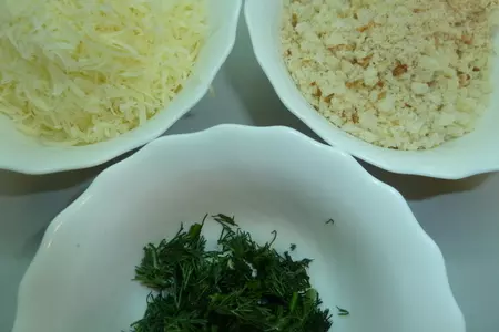 Телятина в сырной панировке, запеченная с баклажанами, картофелем и помидорами.: шаг 4