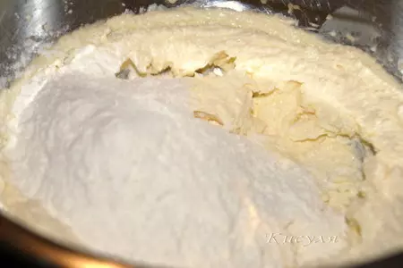 Песочное печенье с ромовой вишней: шаг 3