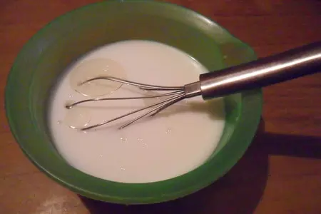 Ржаные блинчики с творожным сыром и инжиром: шаг 1