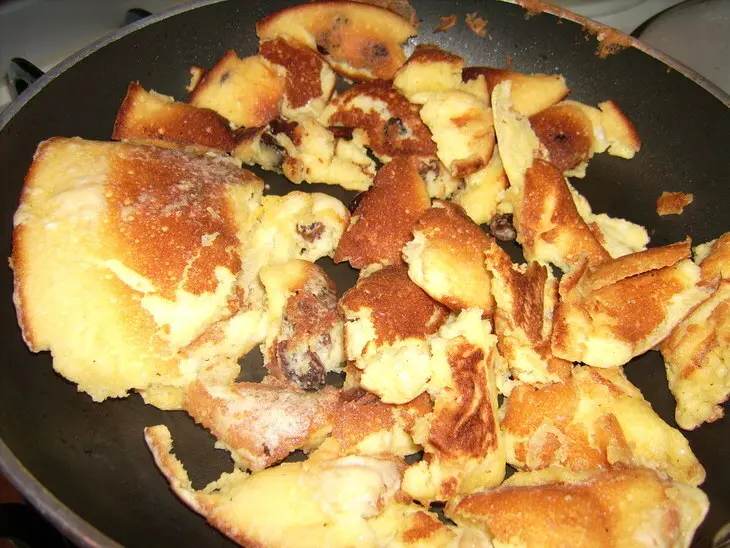 Kaiserschmarm – smorrn (кайзеровский омлет): шаг 6