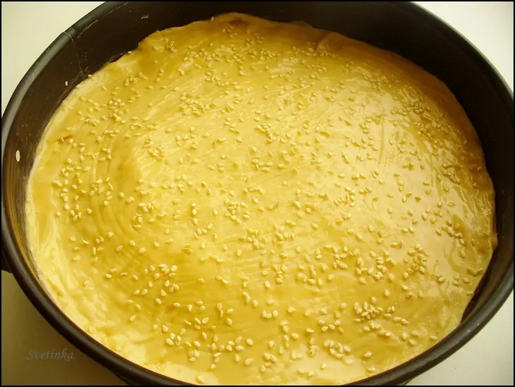 Йеменская слоеная лепешка с мёдом bint al sahn  (дочь тарелки): шаг 9