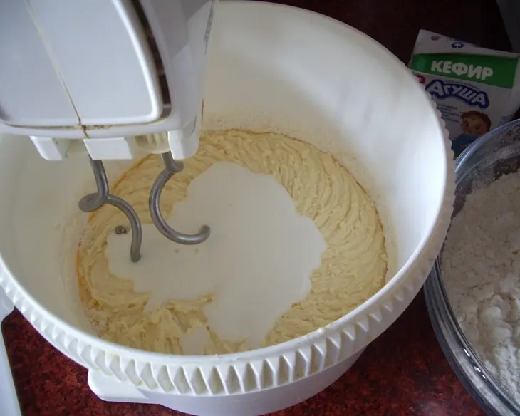 Кокосово-ананасовый тортик (italian cream cake): шаг 9