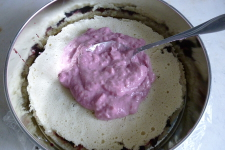 Торт с кремом из вишнёвого мороженого: шаг 15