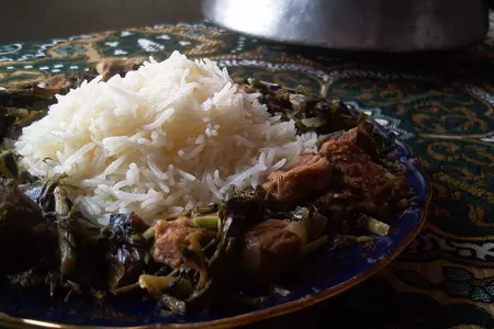 Плов с мясом и зеленью (səbzi qovurmalı plov): шаг 7