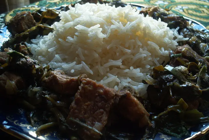 Плов с мясом и зеленью (səbzi qovurmalı plov): шаг 9