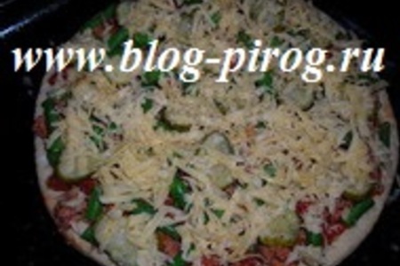 Пицца с зелёной фасолью и маринованым огурчиком: шаг 3