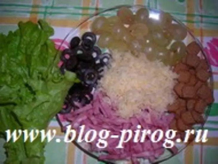 Салат в маковых корзиночках: шаг 3