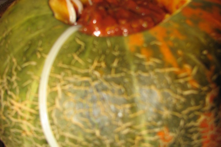 Блюдо от бабы яги - голова, фаршированная червячками под кровяным соусом, с крылышками летучих мышей: шаг 13