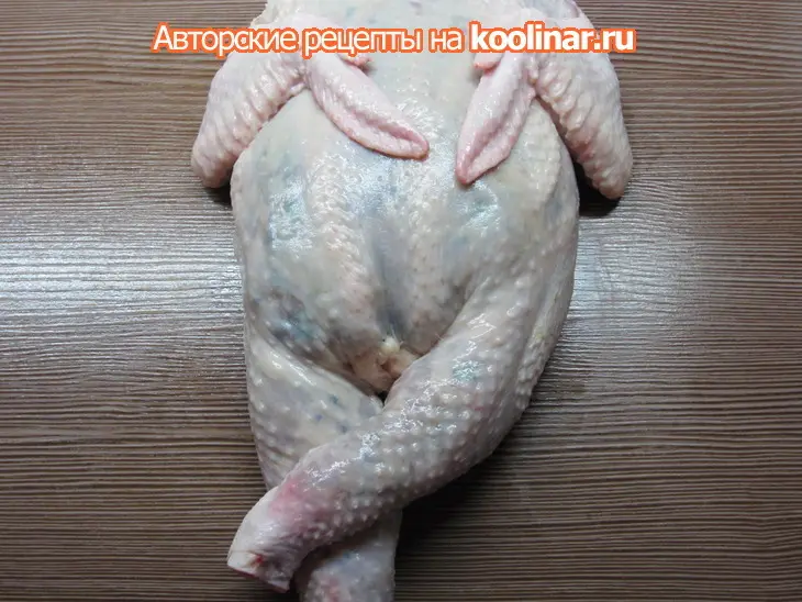 Курица фаршированная , которая имеет право быть рулетом "мраморный": шаг 5