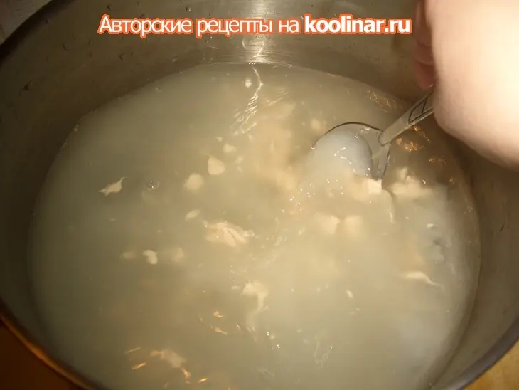 Дрожжевые блины на простокваше: шаг 1