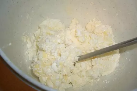 Шоколадный кекс с творожной прослойкой: шаг 1