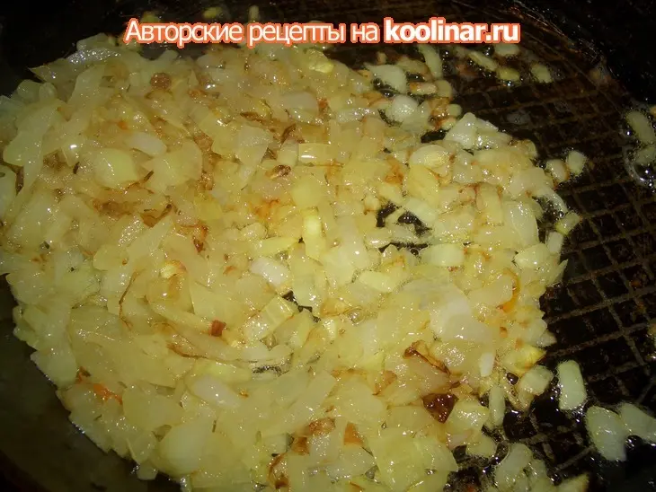 Пирожки с квашеной капустой и грибами: шаг 2