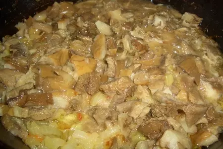 Пирожки с квашеной капустой и грибами: шаг 3
