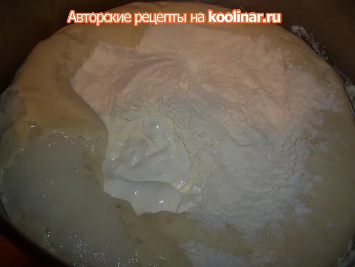 Пирожки с квашеной капустой и грибами: шаг 6