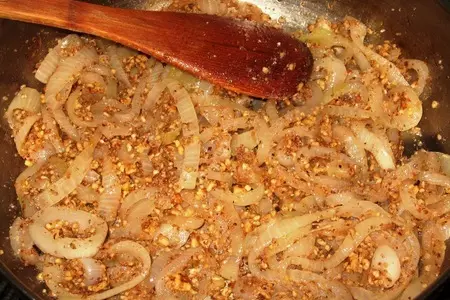 Карп, фаршированный орехами: шаг 2