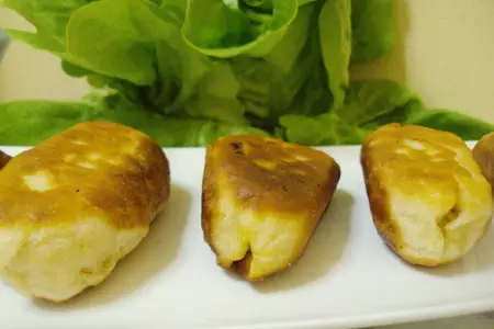 Пирожки с тунцом, рисом и яйцом.: шаг 9