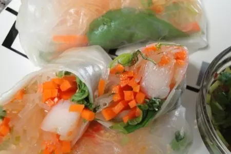 Свежие роллы с креветками по тайски: шаг 9