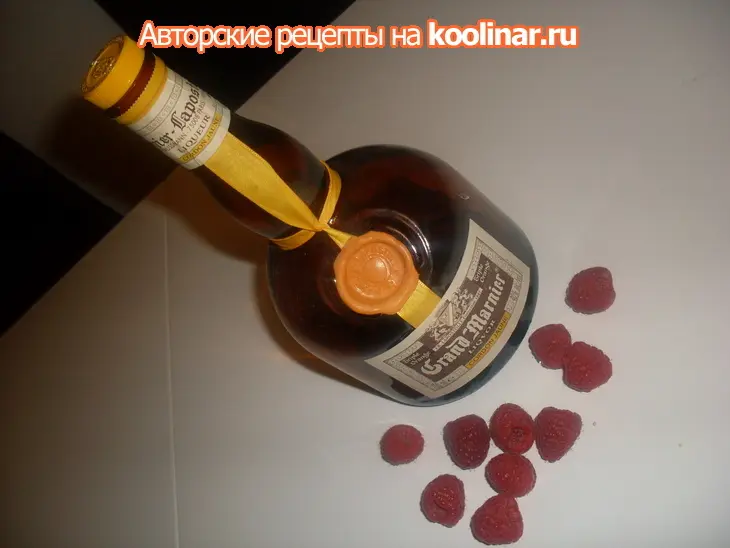 Панна котта с малиновым желле.: шаг 1
