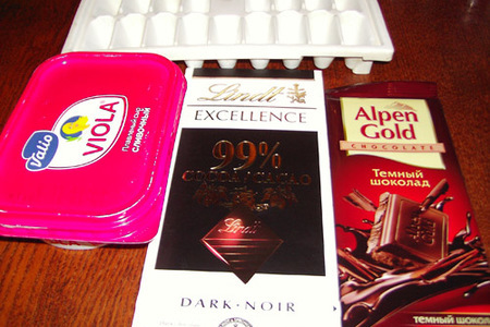 Конфеты шоколадные несладкие "наша жизнь" и полусладкие "скажи, чииииз", а также бонусная шоколадка: шаг 1