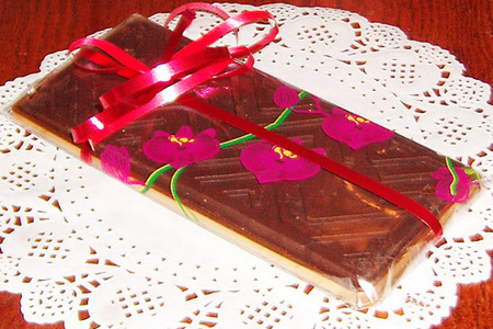 Конфеты шоколадные несладкие "наша жизнь" и полусладкие "скажи, чииииз", а также бонусная шоколадка: шаг 16