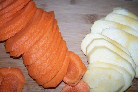 Дофинуа из репы, моркови и порея: шаг 2