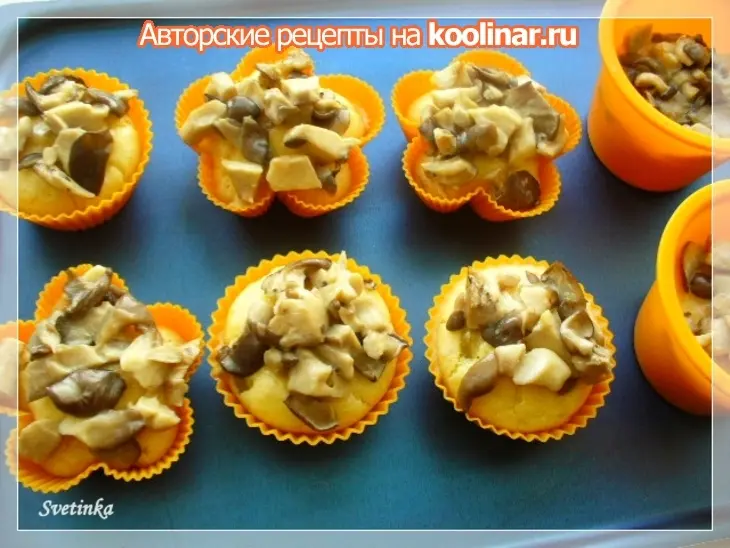 Сырные кексы с оливками, грибами и паприкой «для сырофреников и мачо»: шаг 7